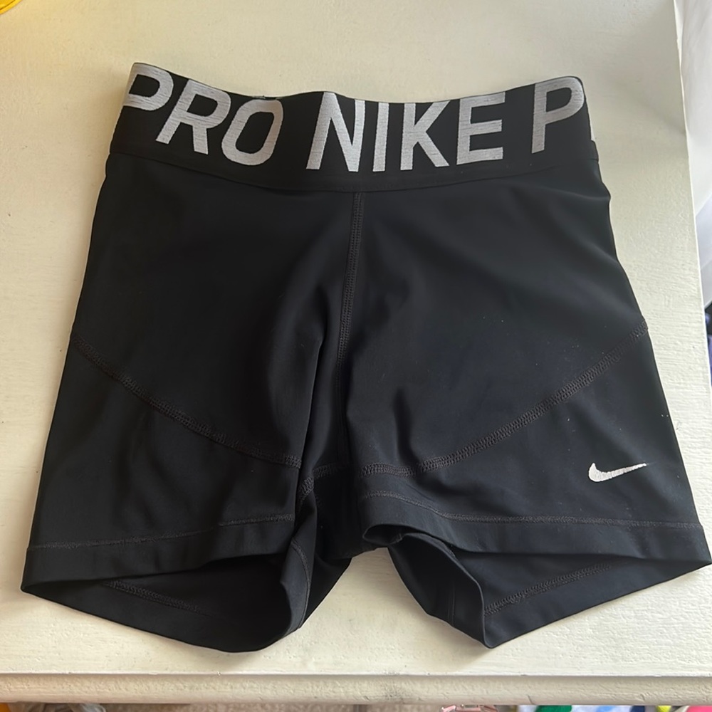 Women Nike Pro Shorts